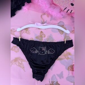 Hello kitty with wings panty